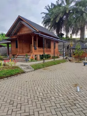 Harga Villa Rumah Kayu Modern Minimalis Semarang Jawa Tengah